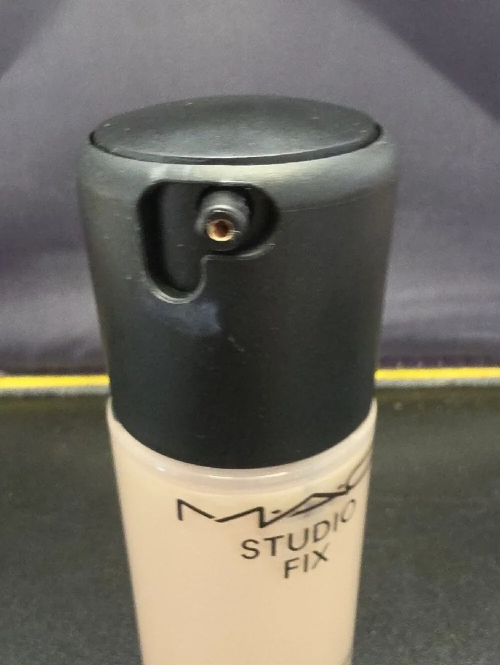 MAC Cosmetics Studio Fix Fluid Foundation - NW5